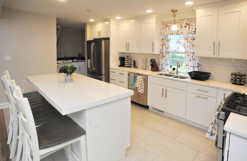 Portage Casa | The Swan- The best place to stay in Portage Beautiful 4-Bed 2-Bath House