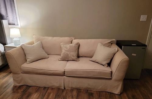 Candler-McAfee Casa | The Sweet SUITE Of Decatur