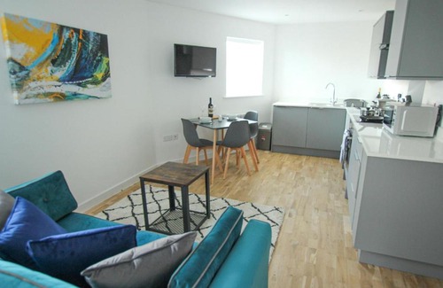 Rhosneigr Casa | The Swell by Guestz