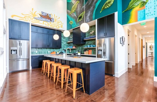 Faubourg Lafayette Hotel | The Syd | Swamp to City | Heated Pool & Oasis