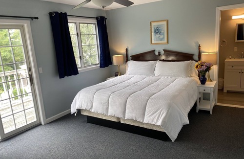 Mystic - New London Hotel | The Taber Inne & Suites