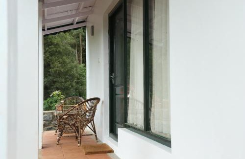 Ooty Cama Y Desayuno | The Tamarillo