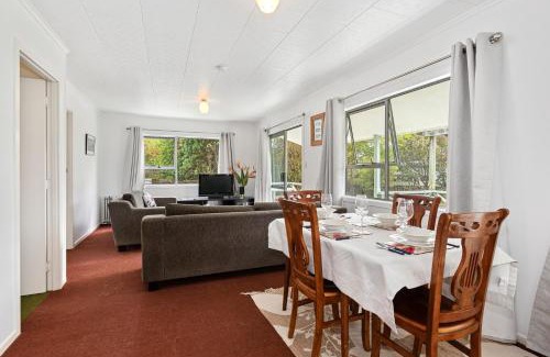 Mangawhai Heads Casa | The Taranui Cottage - Mangawhai Heads Holiday Home