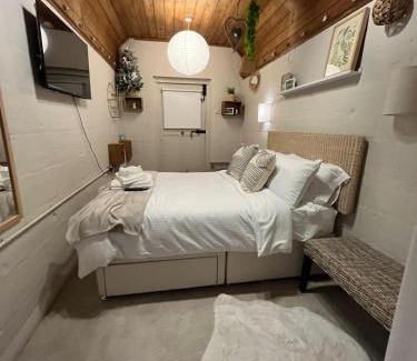 Churchtown Casa | The Telephone exchange very quaint hot tub stay