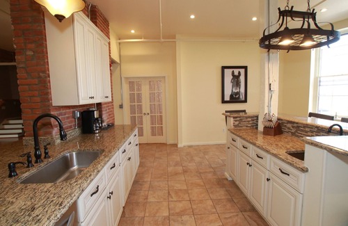 Historic Downtown Lancaster Apartamento | La casa del cajero en el príncipe