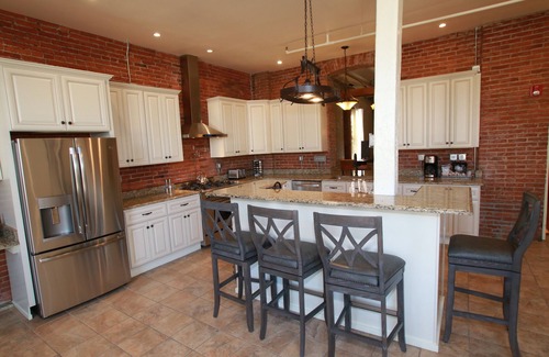 Historic Downtown Lancaster Apartamento | La casa del cajero en el príncipe