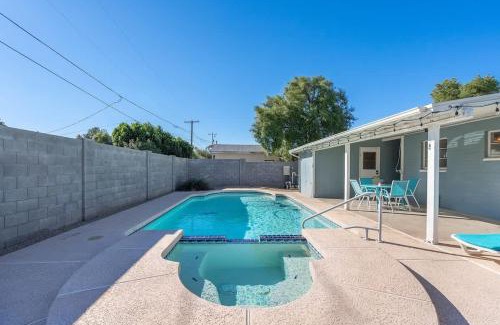 Daley Park Casa | The Tempe Tango POOL and SPA Cute House