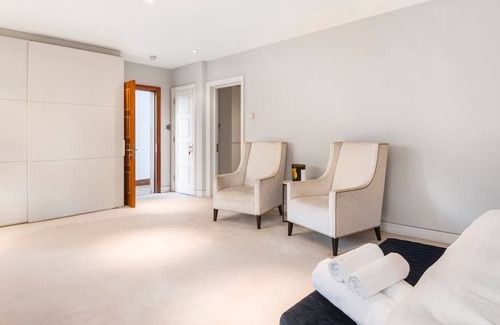 Frognal and Fitzjohns Casa | The Templewood Mansion