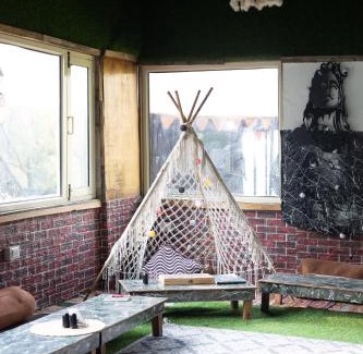 Naddi Otro | The tented tribe