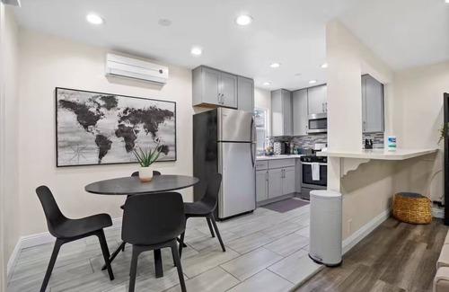 Belmont Heights Apartamento | The Termino Treasure-Walk to Beach-Coastal Comfort