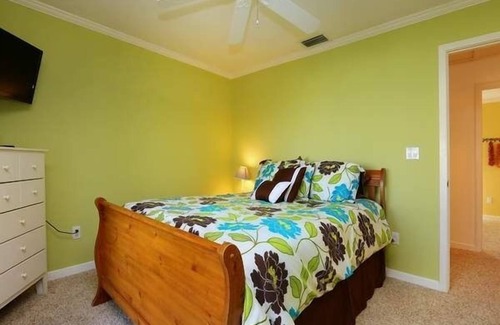 Ilexhurst Condominio | The Terrace 3 2 Bedroom Townhouse by RedAwning