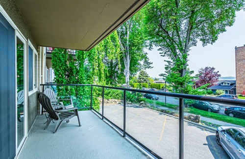 North End Condominio | the Terrace, Best Area Jacuzzi Bathtub 2 baths, WD