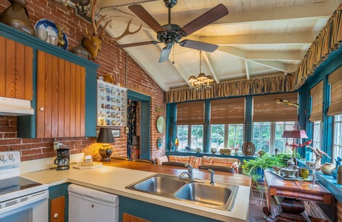 Natchez Cabaña | The Terrace Carriage House, a place like no other!
