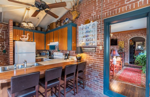 Natchez Cabaña | The Terrace Carriage House, a place like no other!