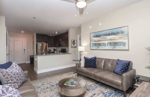 Oxford Casa | The Texan at 514 by Apex Short Term Stays