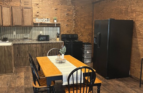 Karnack Cabina | The Texas Rig - Cabin on Caddo Lake