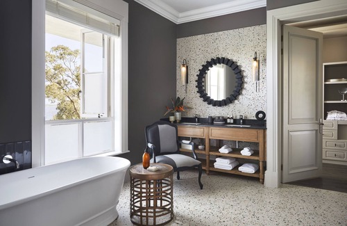 Greater Hermanus Hotel | The Thatch House Hermanus