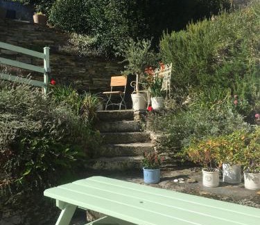 Feock Casa | The Thatched Cottage