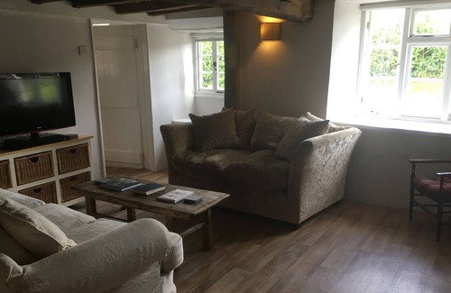 Dunsford Cabaña | The Thatched House, Dartmoor - Una hermosa cabaña en impresionantes jardines