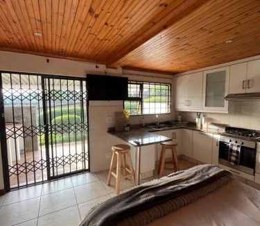 Gillitts Apartamento | The Three Trees