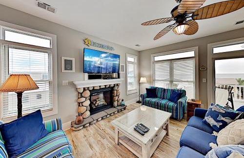 Ocean Isle Beach Casa | The Tiki Hut
