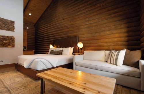 Gatlinburg Hotel | The Timber at Holly Branch