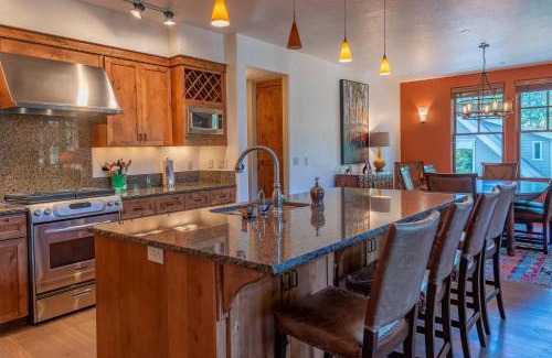 Ketchum Casa | The Timbers O-3 Bedroom