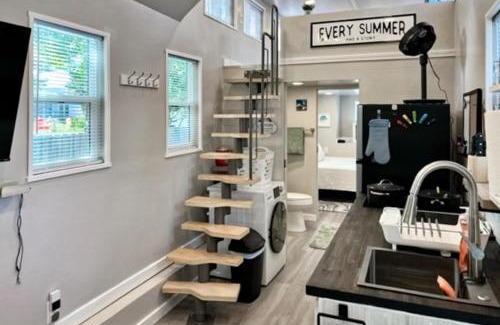 Navarre Casa | The Tiny Haven