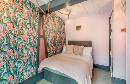Guisborough Casa | The Tipsy Bee At 143