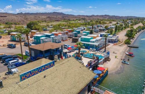 Parker Strip Casa | The Tipsy Mermaid at Road Runner Resort