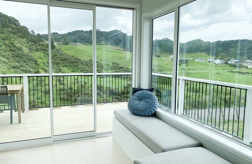 Waihi Beach Cabina | The Tohora View Cabin