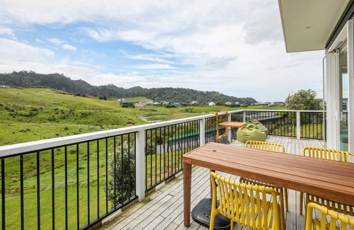 Waihi Beach Cabina | The Tohora View Cabin