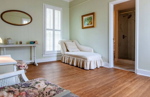 Lynchburg Casa | The Tolley House is one of the most storied and elegant homes in the region!
