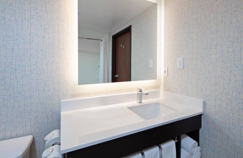 Oakland Casa | The top-notch amenities at our room in Oakland