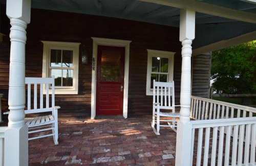 Lower Township Casa | The Town Bank Cottage
