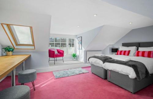 Montpelier Casa | The Townhouse By My Getaways Free Parking