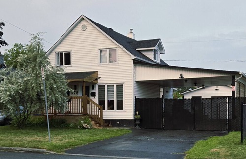 Gatineau Casa | The tree bedrooms family is