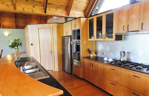 Eagle Bay Casa | LA CASA DEL ÁRBOL Eagle Bay