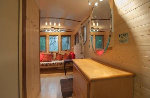 Travis Heights Casa | The Treecycle
