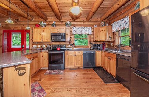 McHenry Cabina | The Treehouse