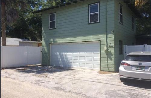 St. Petersburg - Clearwater Apartamento | The Treehouse
