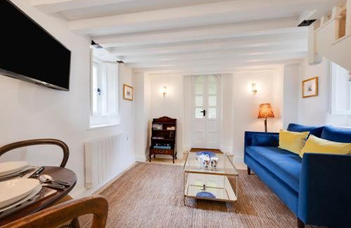 Holkham Casa | The Triumphal Arch East