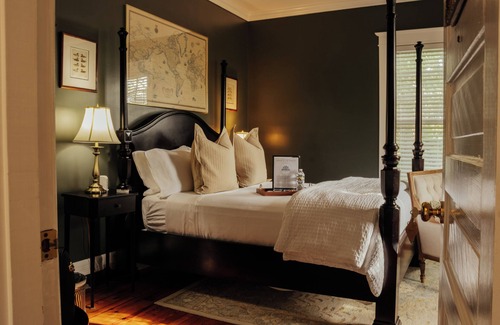 Newton Cama Y Desayuno | The Trott House Inn