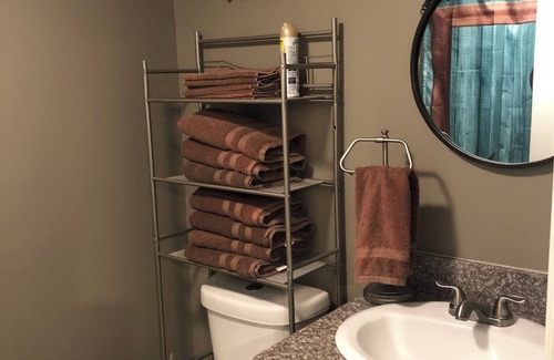 Boothville-Venice Cabina | The Tuna Lodge is a quiet secluded 3 bedroom 2 full bath lodge in Venice LA