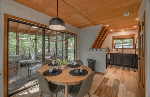 Wright City Chalet De Esquí | The Turrach Treehouse by Innsbrook Vacations!