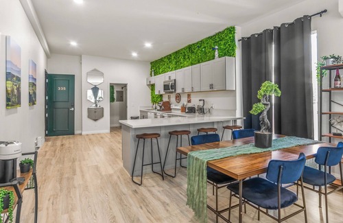 Mission Valley East Apartamento | The Tuscan Penthouse 2 bedroom Suite/ Family Getaway!
