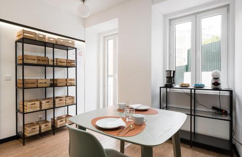 Sao Jorge de Arroios Hotel | The Twenties by GuestReady