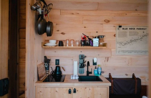 Sylva Casa | The Twig on Quiet Forest Lane