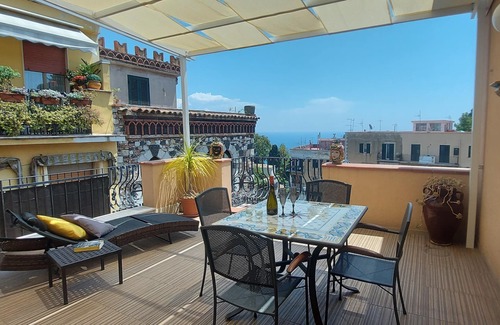 Taormina Apartamento | Los dos grifos - Apartamento n. 4