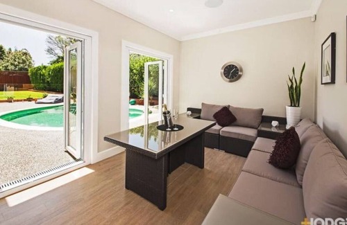 City of Bayside Casa | The ultimate Bayside lifestyle entertainer with adaptable accommodation.